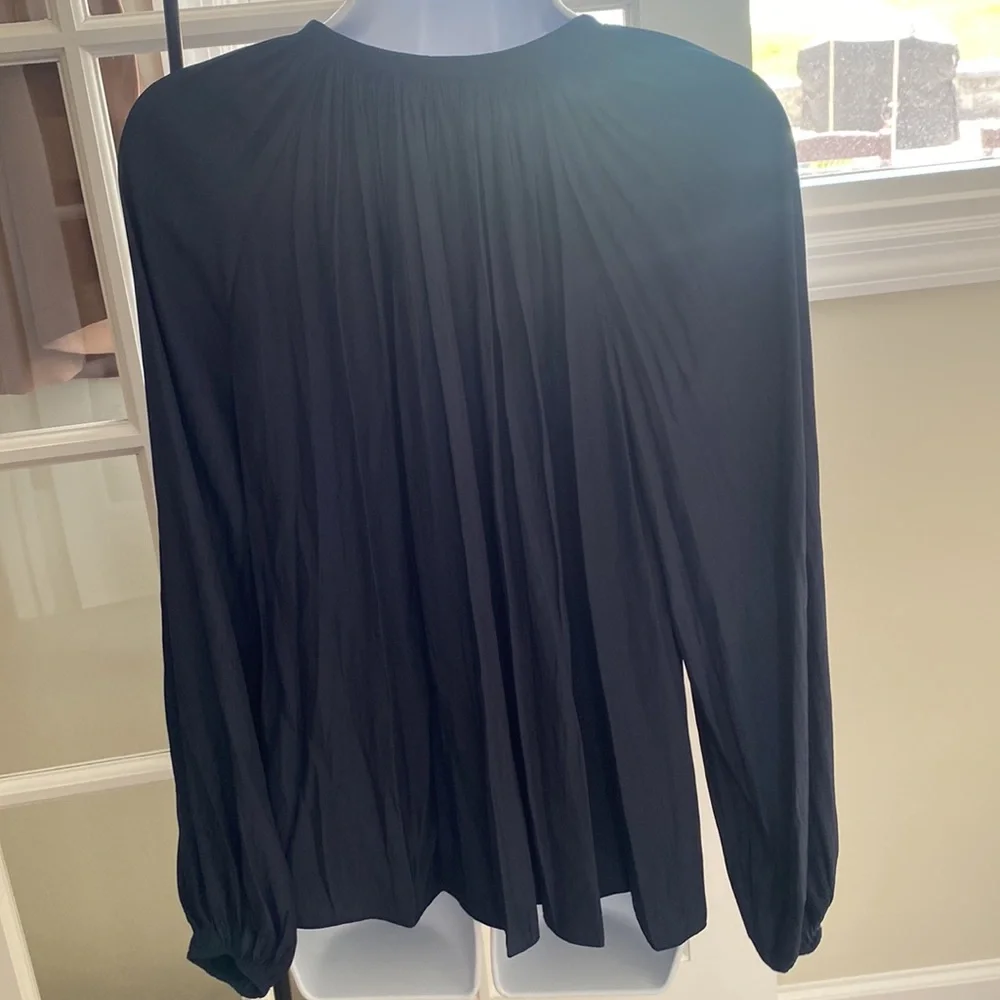 Paris Long Sleeve Blouse In Navy - Picture 4 of 8